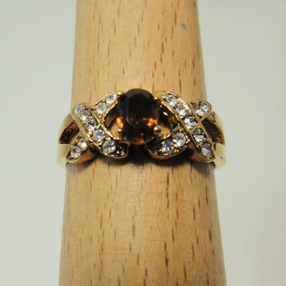 Lind Jewelry - LIND Garnet Ring  14K HGE  Crystals  XOX NOS Box